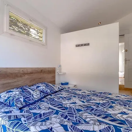 Apartment Opi House Center Near