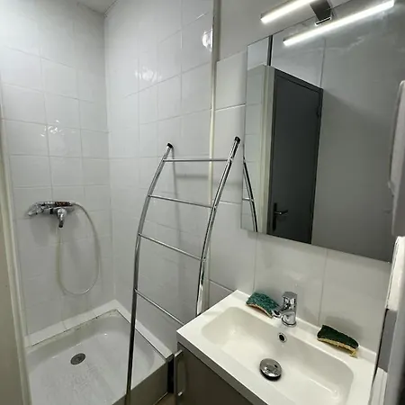 Apartment Opi House Center Near